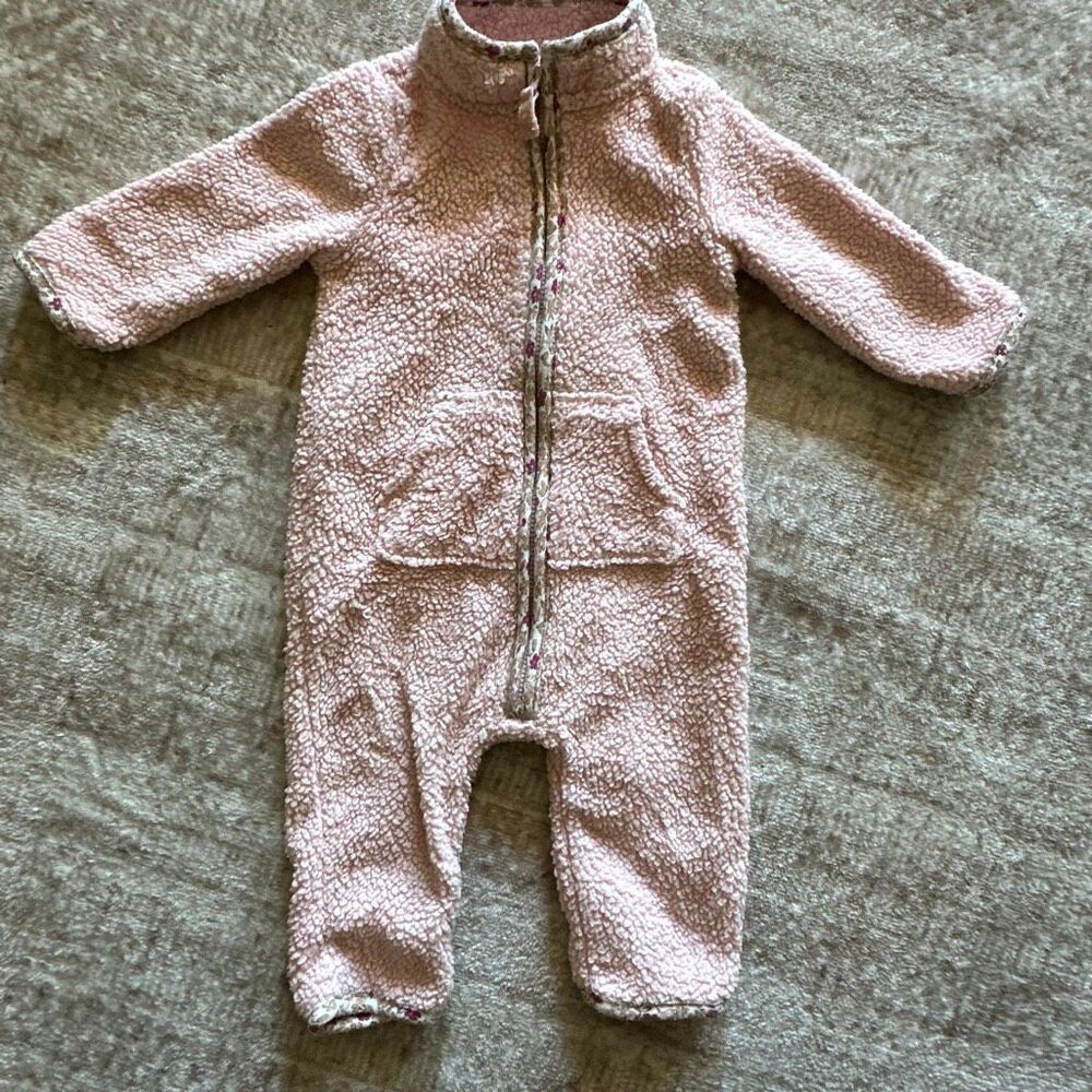 Carters Size 6M light pink Sherpa jumper